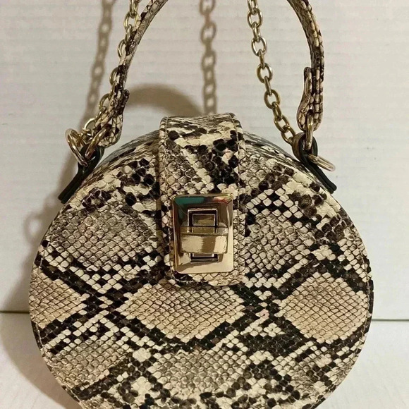 Zara snakekin print faux leather shoulder handbag - Picture 7 of 8